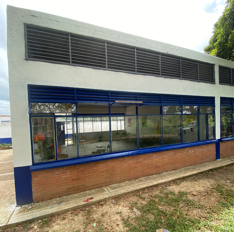 Emb_fachada_colegio Embellecimiento de la fachada de la Institución Educativa Rural de Solita