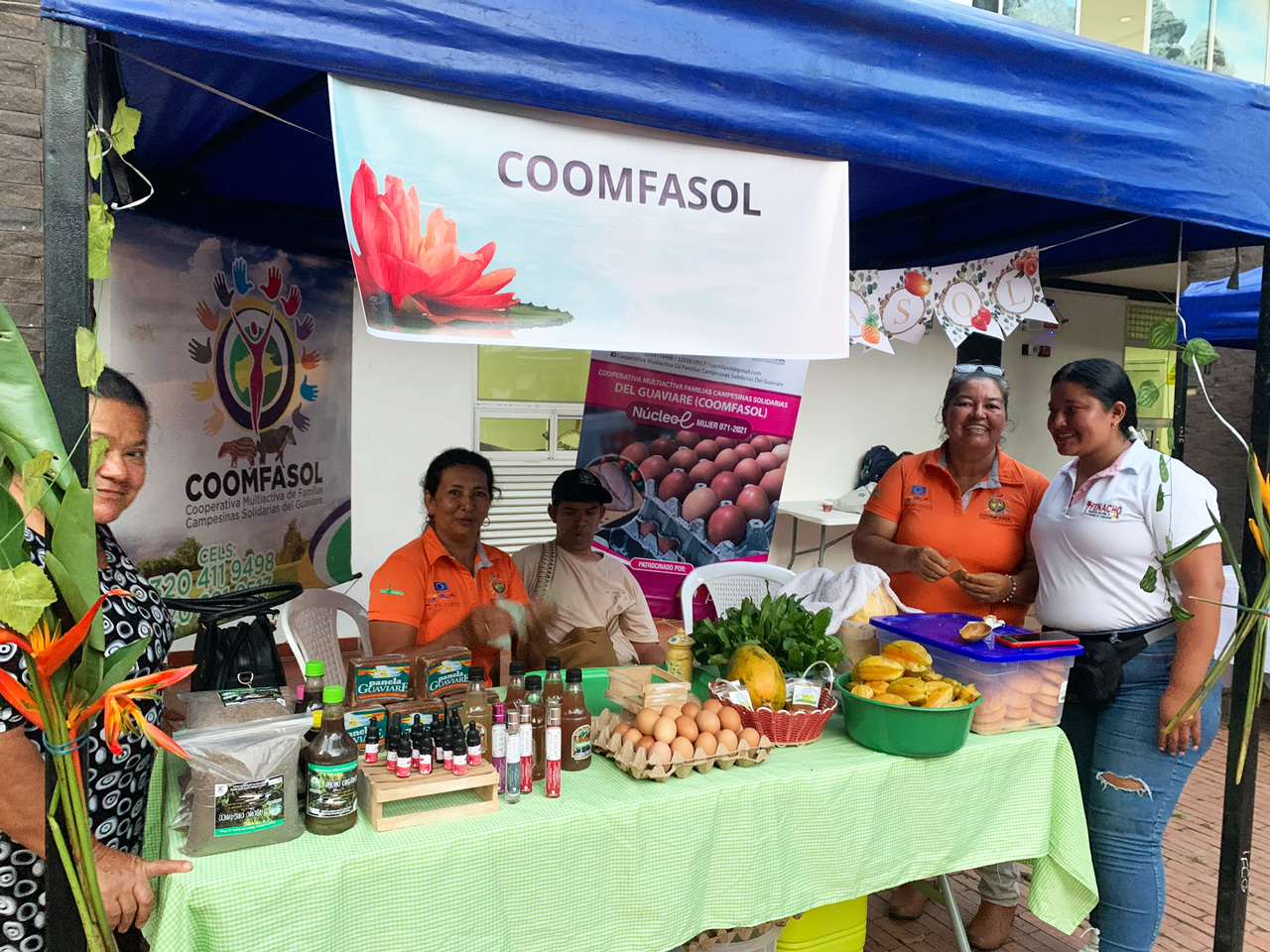 Lanzamiento informe Feria de proyectos productivos durante el lanzamiento del Informe Anual del Fondo Multidonante.